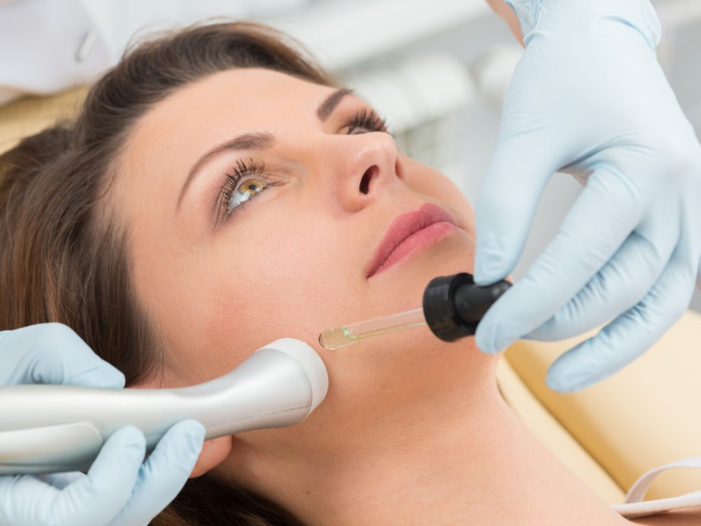 Know More About 5 Benefits Of Microdermabrasion Winnipeg
